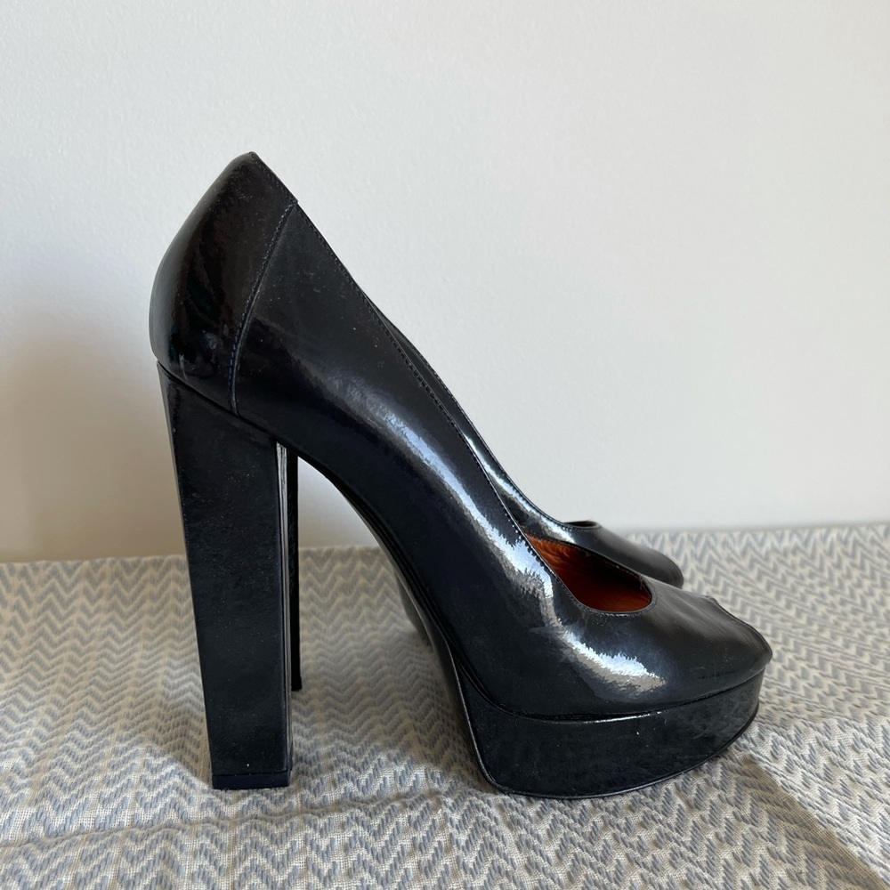 LANVIN 5in PLATFORM BLACK HEELS